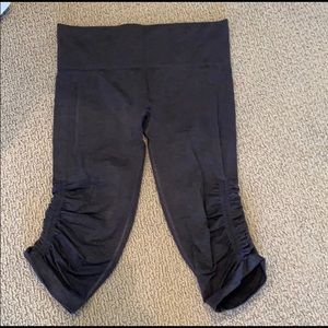 lululemon leggings!! (grey)